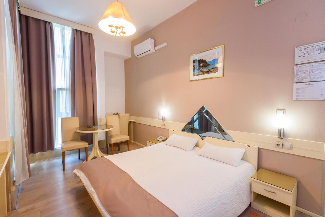 Hotel Mb Metković Exteriör bild